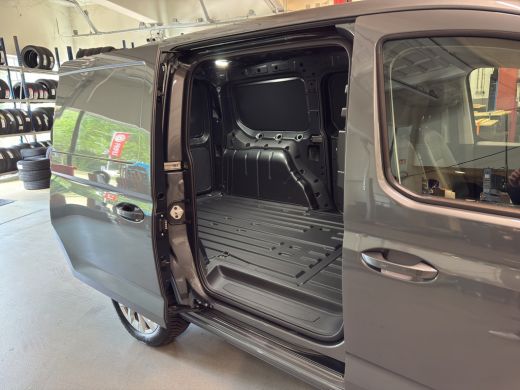 Ford Transit Connect 1.5 EcoBoost PHEV L2 Limited 150pk | 0.99% Financial Lease | Driver ass pack | Winter Pack | Dubb... ActivLease financial lease