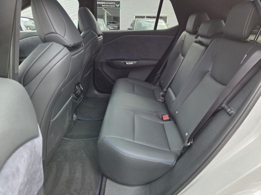 Lexus RZ 550e DIRECT 4 F SPORT 77 kWh ActivLease financial lease