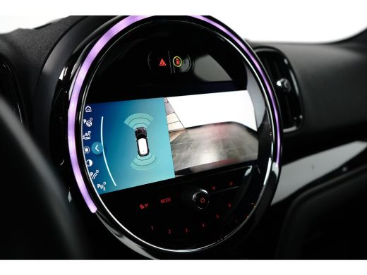 Mini Countryman 1.5 Cooper Yours | Pano | Elek. Stoelen | Adap. Cruise | Head-Up | ActivLease financial lease