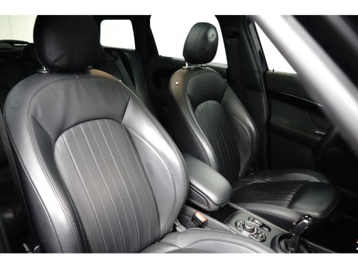 Mini Countryman 1.5 Cooper Yours | Pano | Elek. Stoelen | Adap. Cruise | Head-Up | ActivLease financial lease