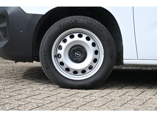 Opel Combo 1.5D 130PK Automaat L1 | Betimmering | Digitale Binnenspiegel | Cruise control | Navigatie | Acht... ActivLease financial lease
