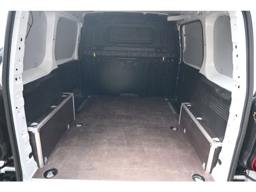 Opel Combo 1.5D 130PK Automaat L1 | Betimmering | Digitale Binnenspiegel | Cruise control | Navigatie | Acht... ActivLease financial lease