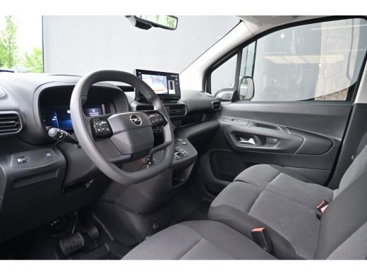 Opel Combo 1.5D 130PK Automaat L1 | Betimmering | Digitale Binnenspiegel | Cruise control | Navigatie | Acht... ActivLease financial lease