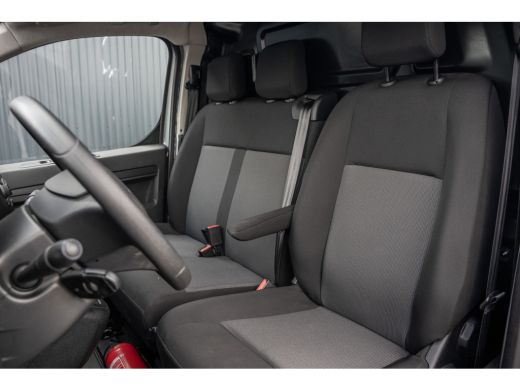 Opel Vivaro 2.0 | 145 PK | L3H1 | Camera | Carplay | Cruise | Airco | Parkeersensoren | 3-Zits ActivLease financial lease