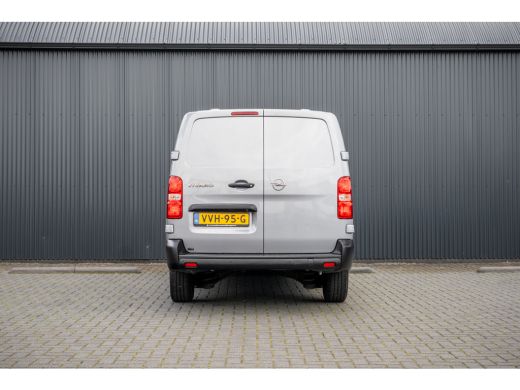 Opel Vivaro 2.0 | 145 PK | L3H1 | Camera | Carplay | Cruise | Airco | Parkeersensoren | 3-Zits ActivLease financial lease