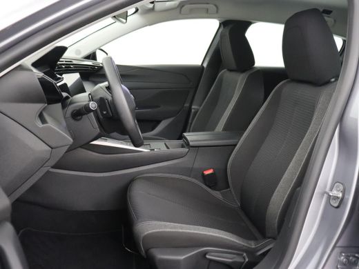 Peugeot 308 1.6 Plug-in Hybrid 180 Active Pack Business | SOH 95,4% | Carplay | Full LED | Cruise control | P... ActivLease financial lease