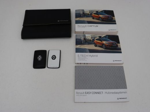 Renault Captur 1.6 E-Tech Hybrid 145 Business Zen | Trekhaak Stoelverwarming | Camera | Carplay | Navigatie | Fu... ActivLease financial lease