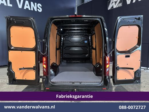 Renault Master 2.0 dCi 150pk L2H2 Fabrieksgarantie Euro6 Airco | 2x Zijdeur | 360 Graden Camera | LED | 2500kg T... ActivLease financial lease