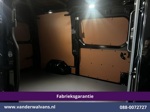 Renault Master 2.0 dCi 150pk L2H2 Fabrieksgarantie Euro6 Airco | 2x Zijdeur | 360 Graden Camera | LED | 2500kg T... ActivLease financial lease