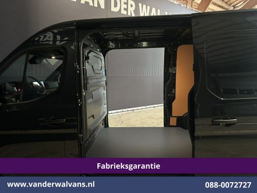 Renault Master 2.0 dCi 150pk L2H2 Fabrieksgarantie Euro6 Airco | 2x Zijdeur | 360 Graden Camera | LED | 2500kg T... ActivLease financial lease