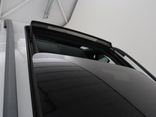 Skoda Karoq 1.5 TSI Sportline | Panoramadak | Stoelverwarming | Adaptive cruise | Camera | Sportstoelen | Vir... ActivLease financial lease
