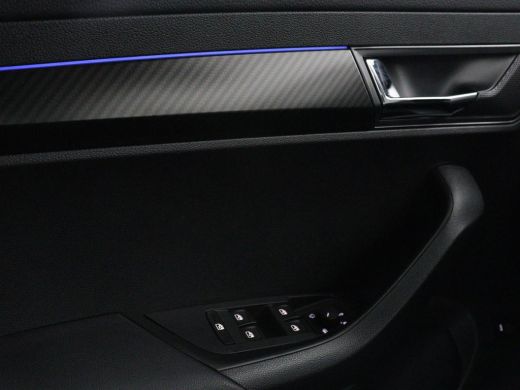 Skoda Karoq 1.5 TSI Sportline | Panoramadak | Stoelverwarming | Adaptive cruise | Camera | Sportstoelen | Vir... ActivLease financial lease