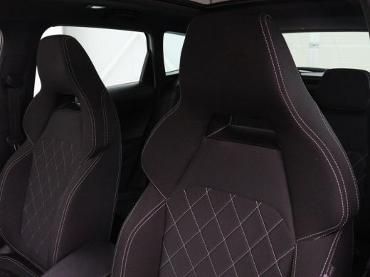 Skoda Karoq 1.5 TSI Sportline | Panoramadak | Stoelverwarming | Adaptive cruise | Camera | Sportstoelen | Vir... ActivLease financial lease
