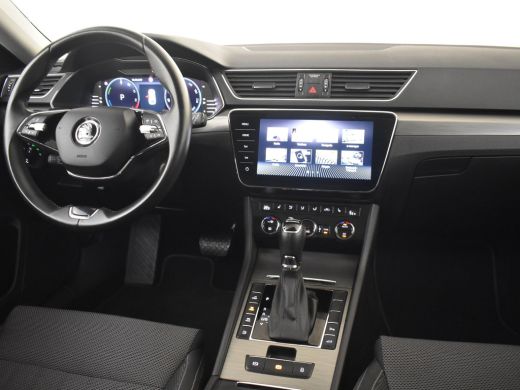 Skoda Superb Combi Style iV 218pk DSG/AUTO | Elektrisch verstelb. voorstoelen | 95% SOH | Adaptive cruise  | D... ActivLease financial lease
