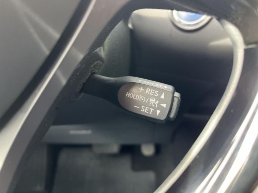 Toyota C-HR 2.0 Hybrid Dynamic | Trekhaak | Navigatie | Apple CarPlay/Android auto ActivLease financial lease