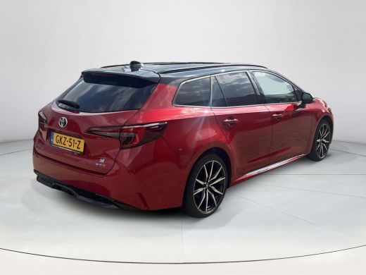 Toyota Corolla Touring Sports Hybrid 200 GR Sport Plus ActivLease financial lease