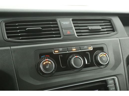 Volkswagen Caddy 1.0 TSI 102PK | Benzine | Airco | Parkeersensoren | Stoelverwarming ActivLease financial lease
