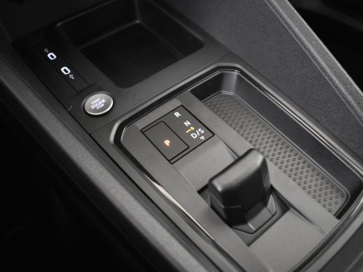 Volkswagen Caddy Volkswagen Kombi Limited Edition 1.5 eHybrid EU6 85 kW (115 pk) DSG automaat | 'App-Connect' draa... ActivLease financial lease