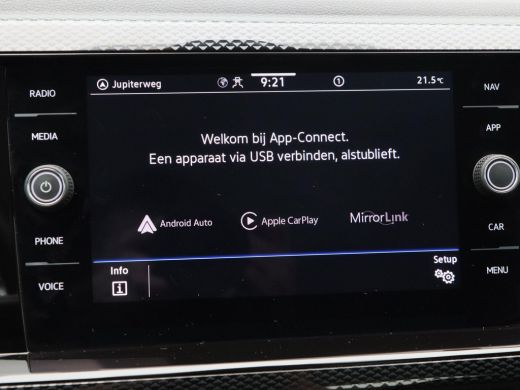 Volkswagen Polo 1.0 TSi Life | Airco | Parkeersensoren | Adaptive Cruise | CarPlay | Navigatie | 15 Inch | 91.095... ActivLease financial lease