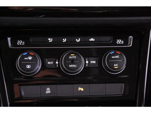 Volkswagen Touran 1.0 TSI Highline *1ste Eigenaar*Leer*Trekhaak*PDC* ActivLease financial lease
