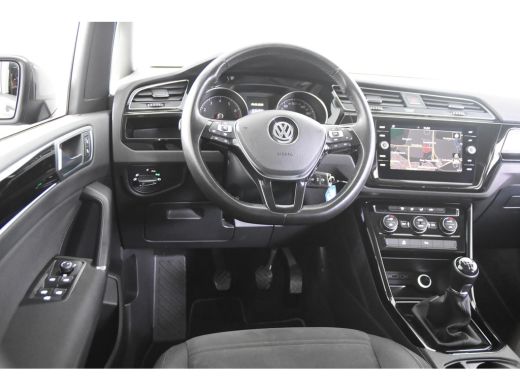 Volkswagen Touran 1.0 TSI Highline *1ste Eigenaar*Leer*Trekhaak*PDC* ActivLease financial lease
