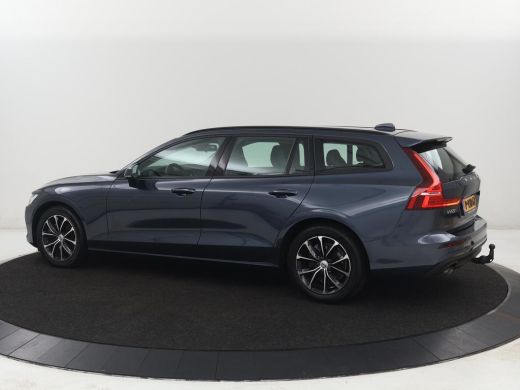 Volvo  V60 2.0 B3 Momentum | Trekhaak | Stoelverwarming | Adaptive cruise | Carplay | Stuurverwarming | Full... ActivLease financial lease