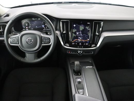 Volvo  V60 2.0 B3 Momentum | Trekhaak | Stoelverwarming | Adaptive cruise | Carplay | Stuurverwarming | Full... ActivLease financial lease