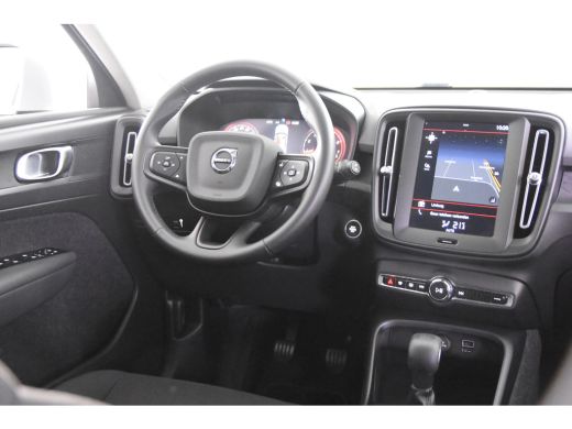 Volvo  XC40 1.5 T2 Momentum *1ste Eigenaar*Navigatie*Camera*Carplay* ActivLease financial lease