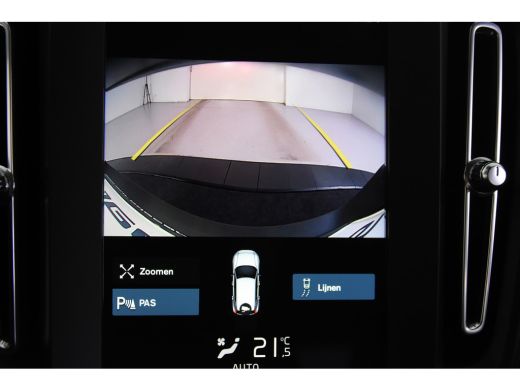 Volvo  XC40 1.5 T2 Momentum *1ste Eigenaar*Navigatie*Camera*Carplay* ActivLease financial lease