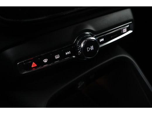Volvo  XC40 1.5 T4 Plug-in hybrid Plus Bright | Achteruitrijcamera | Alarmsysteem | Apple Carplay/Android Aut... ActivLease financial lease