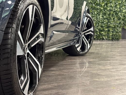 Volvo  XC90 T8 AWD Recharge Ultra Dark | Vol! | Bowers & Wilkins | Luchtvering | Stoelventilatie | Trekhaak |... ActivLease financial lease