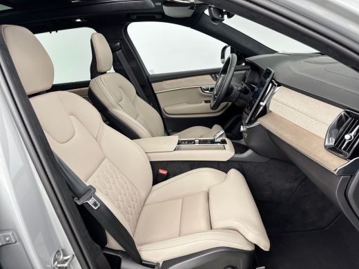 Volvo  XC90 T8 Recharge Ultra Dark | 21 | Luchtvering | Trekhaak | Getint Glas | Harman Kardon | 360 Camera |... ActivLease financial lease