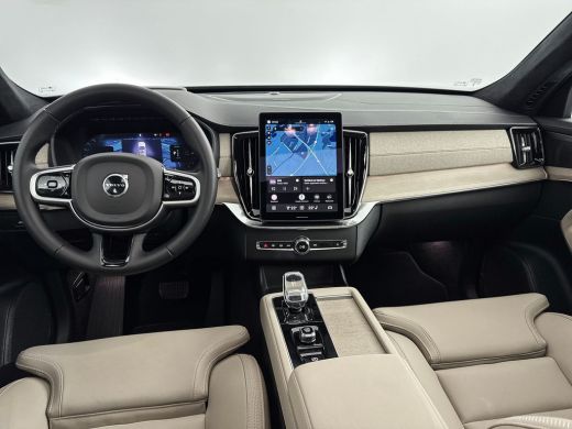Volvo  XC90 T8 Recharge Ultra Dark | 21 | Luchtvering | Trekhaak | Getint Glas | Harman Kardon | 360 Camera |... ActivLease financial lease