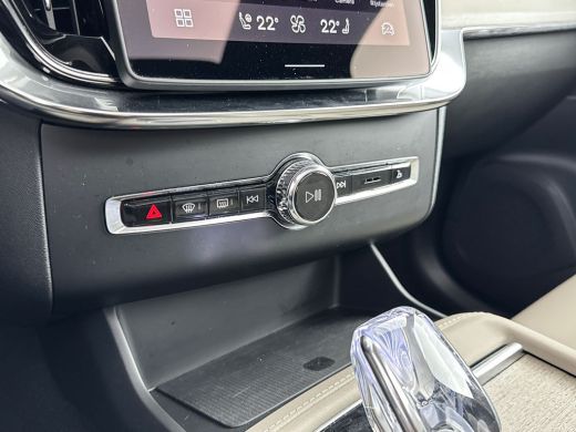 Volvo  XC90 T8 Recharge Ultra Dark | 21 | Luchtvering | Trekhaak | Getint Glas | Harman Kardon | 360 Camera |... ActivLease financial lease