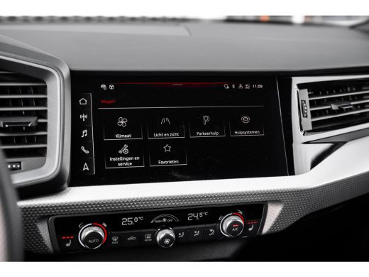Audi A1 allstreet 30 TFSI Advanced edition | S-Line Interieur | Adaptive Cruise Control | Stoelverwarming | ActivLease financial lease