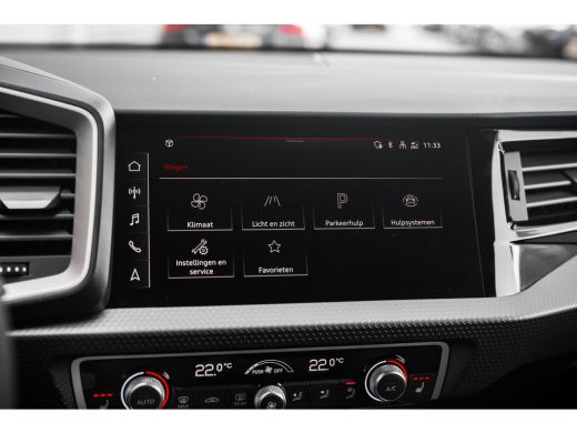 Audi A1 Sportback Sportback 25 TFSI S line | ACC | Navigatie | Sensoren voor + achter | Stoelverwarming | ActivLease financial lease