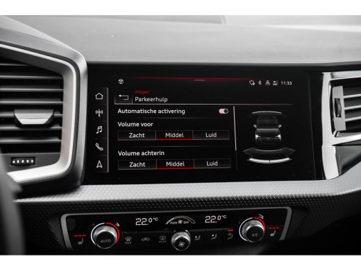Audi A1 Sportback Sportback 25 TFSI S line | ACC | Navigatie | Sensoren voor + achter | Stoelverwarming | ActivLease financial lease