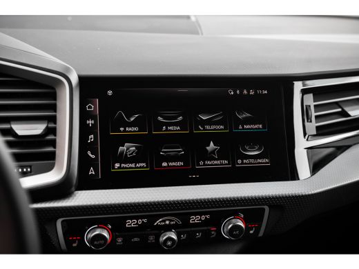 Audi A1 Sportback Sportback 25 TFSI S line | ACC | Navigatie | Sensoren voor + achter | Stoelverwarming | ActivLease financial lease