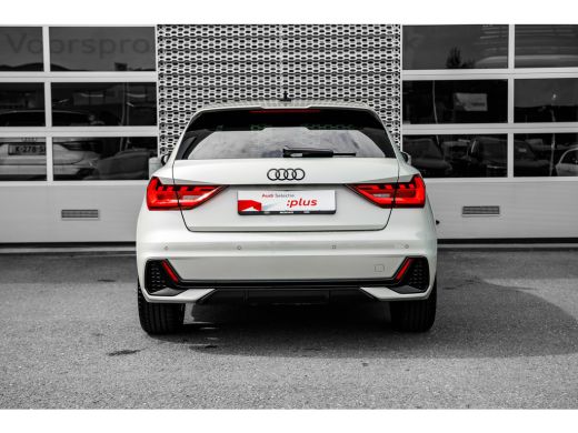 Audi A1 Sportback Sportback 25 TFSI S line | ACC | Navigatie | Sensoren voor + achter | Stoelverwarming | ActivLease financial lease