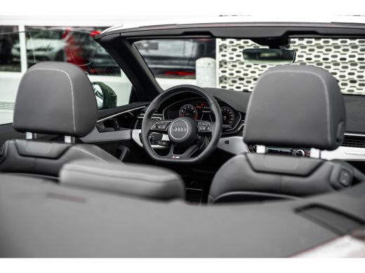 Audi A5 Cabriolet 45 TFSI quattro S edition | Achteruitrijcamera | Adaptive Cruise Control | Stoelverwarm... ActivLease financial lease