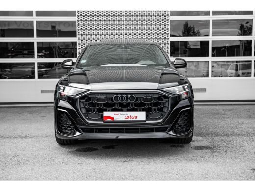 Audi Q8 60 TFSI e quattro Pro Line S Competition | Panoramadak | Trekhaak | Remote Park | Massage | Bang ... ActivLease financial lease