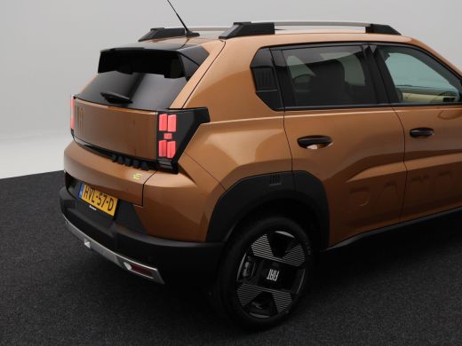 Fiat Grande Panda La Prima 113 PK 44 kWh | Stoel/Stuurverwarming | Voorruitverwarming | Cruise Control | Navigatie ... ActivLease financial lease