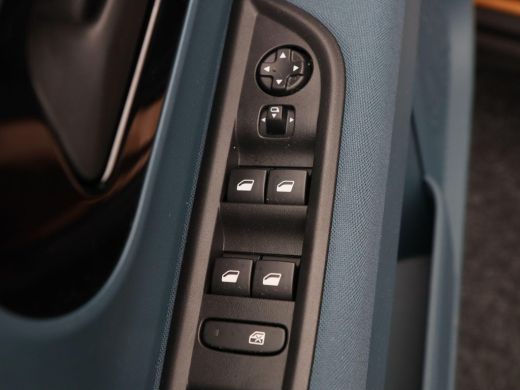 Fiat Grande Panda La Prima 113 PK 44 kWh | Stoel/Stuurverwarming | Voorruitverwarming | Cruise Control | Navigatie ... ActivLease financial lease