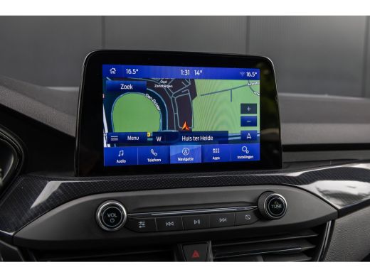 Ford Focus 1.0 EcoBoost ST Line Business | 100% dealer o.h. | Parkeer-camera | Keyless Entry | Apple carplay... ActivLease financial lease