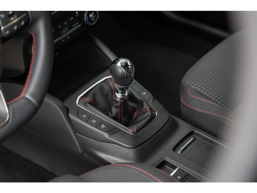 Ford Focus 1.0 EcoBoost ST Line Business | 100% dealer o.h. | Parkeer-camera | Keyless Entry | Apple carplay... ActivLease financial lease