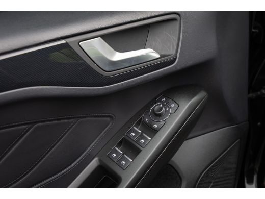 Ford Focus 1.0 EcoBoost ST Line Business | 100% dealer o.h. | Parkeer-camera | Keyless Entry | Apple carplay... ActivLease financial lease