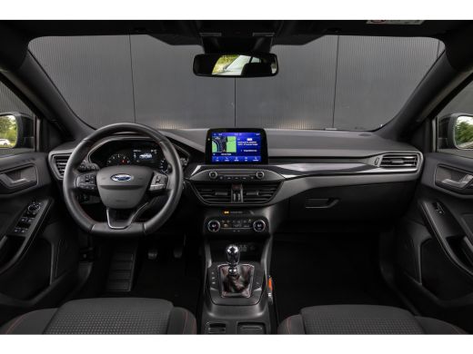 Ford Focus 1.0 EcoBoost ST Line Business | 100% dealer o.h. | Parkeer-camera | Keyless Entry | Apple carplay... ActivLease financial lease