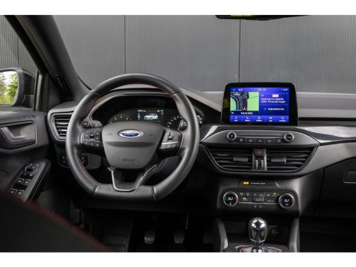 Ford Focus 1.0 EcoBoost ST Line Business | 100% dealer o.h. | Parkeer-camera | Keyless Entry | Apple carplay... ActivLease financial lease