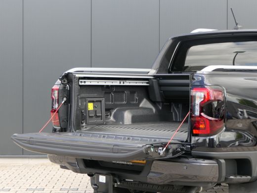 Ford Ranger Wildtrak Double Cab 2.3 PHEV | Power Rollertop | Trekhaak | Camera | 5-Persoons | Leder | Stoelve... ActivLease financial lease