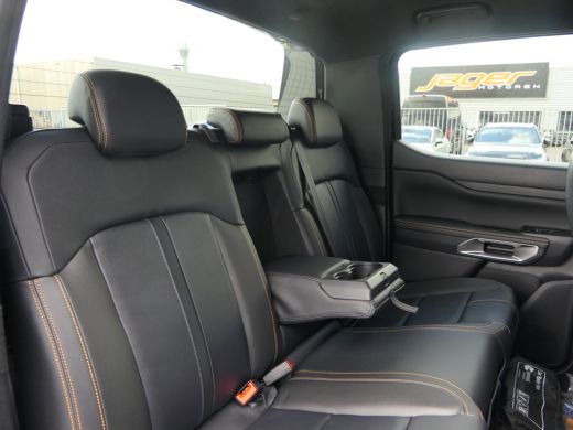 Ford Ranger Wildtrak Double Cab 2.3 PHEV | Power Rollertop | Trekhaak | Camera | 5-Persoons | Leder | Stoelve... ActivLease financial lease